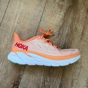HOKA Clifton 8